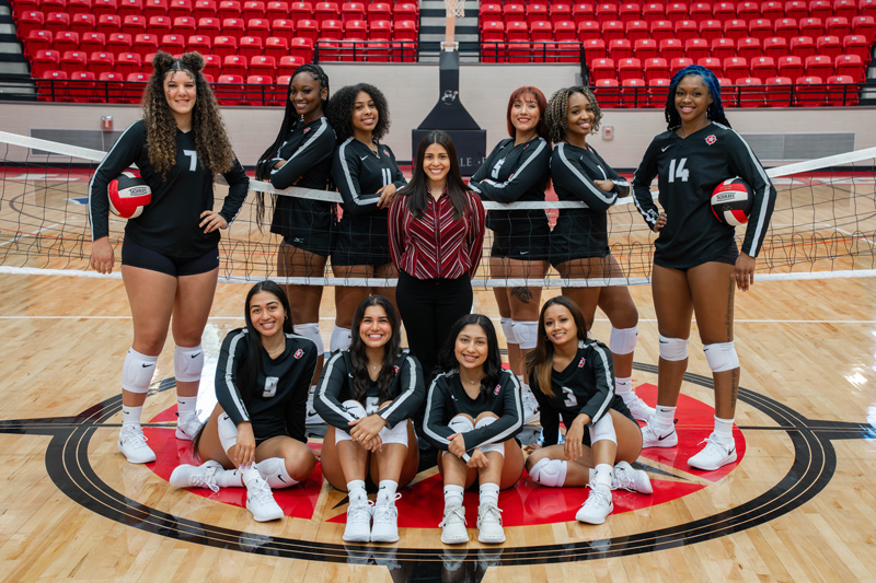 Volleyball | Athletics | Lee College