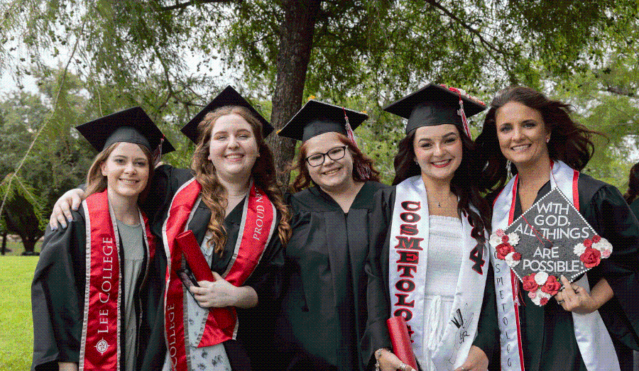 5 students at graduation